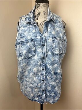 Rock & Republic Star Print Sleeveless Chambray Button Front Top Size L